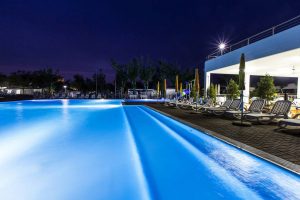 Campeggio TreDue: la piscina in notturna